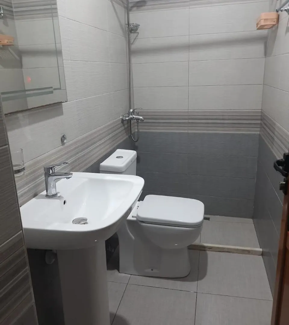 Apartment Topleci Guest House Pogradec